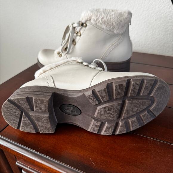 Earth Origins Randi Rex Boots Sand White Zip Back Lace Up Faux Fur Women’s 8 - Picture 6 of 7
